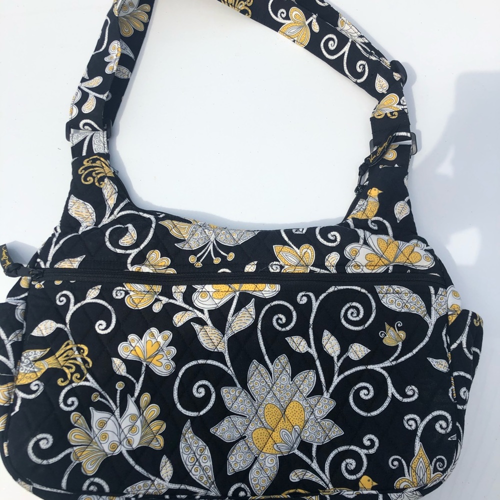 Vera Bradley Cargo Sling Yellow Bird (like new)